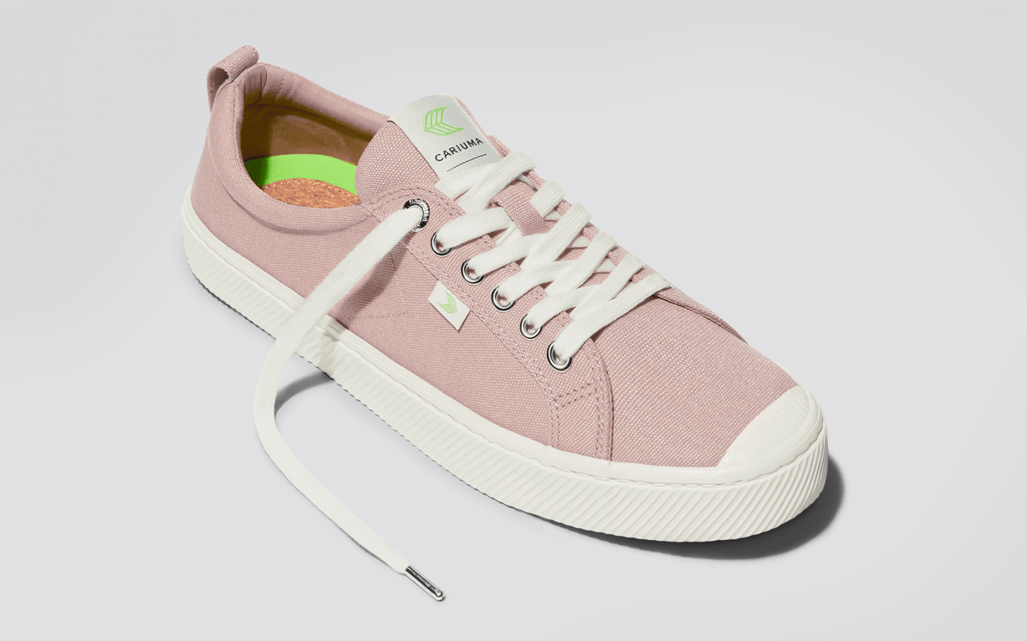 OCA Low Rose Canvas Sneaker